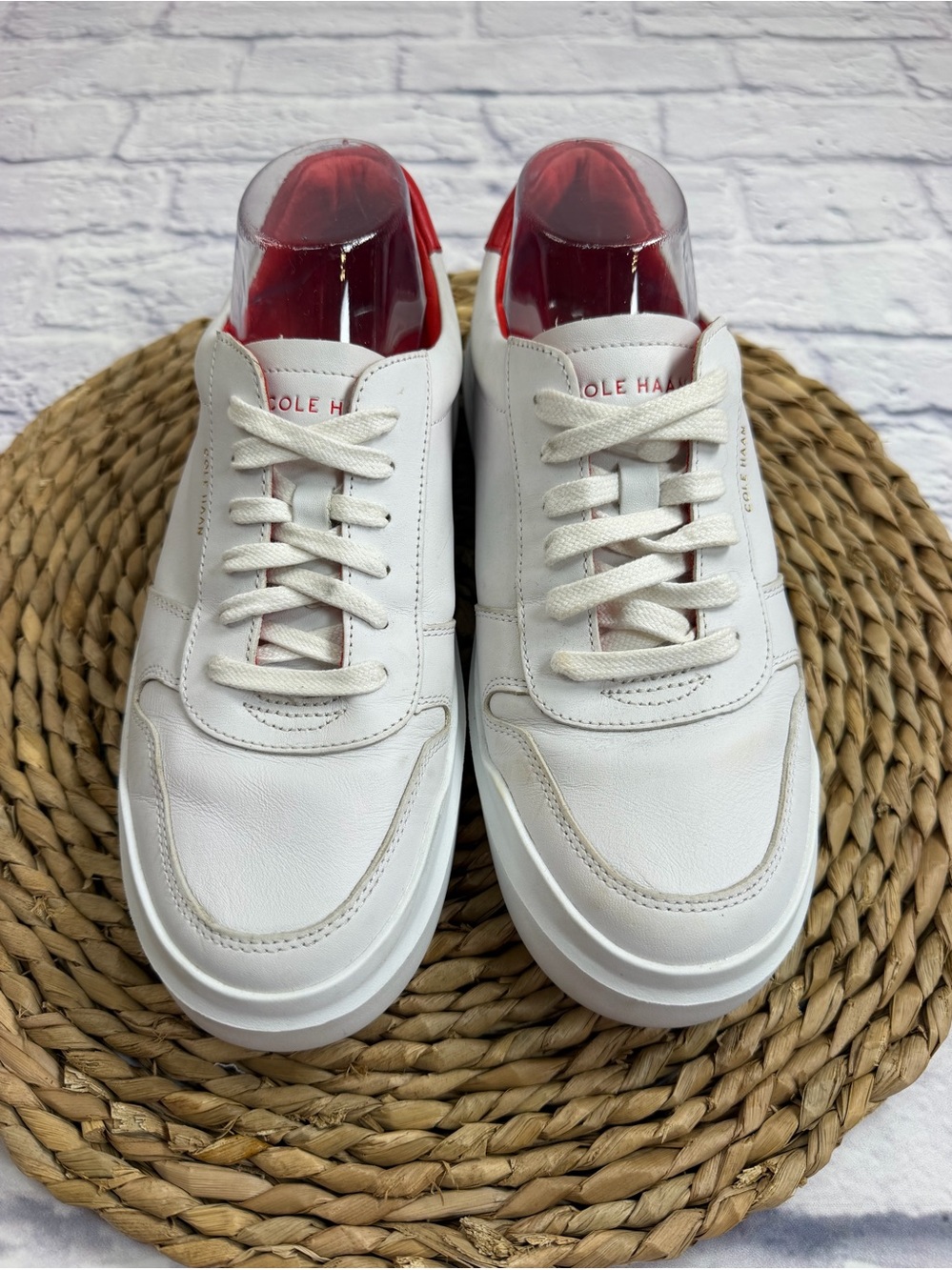 Men’s Cole Haan White Leather Sneakers with Red Interior Accents. Size 10.